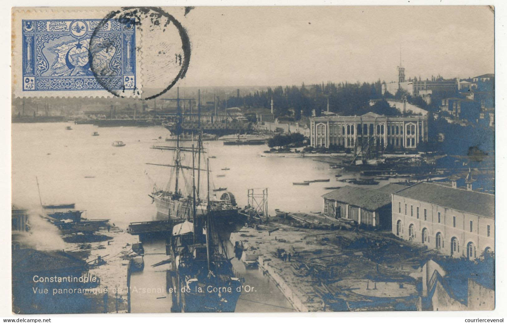 CPA - CONSTANTINOPLE (Turquie) - Vue Panoramique De L'Arsenal Et De La Corne D'Or - Turkije