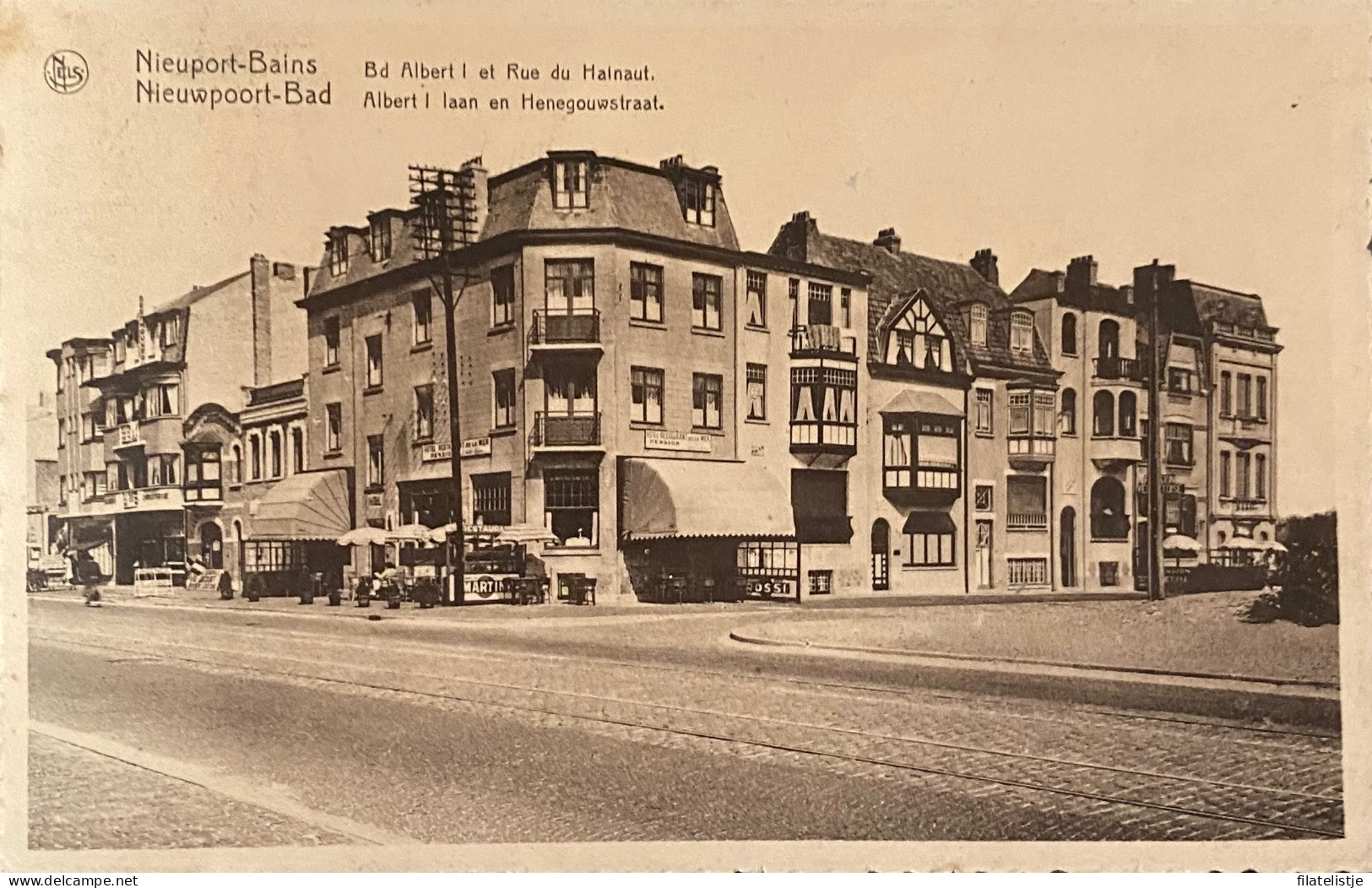 Nieuwpoort Hoek Albert I Laan En De Henegouwenstraat - Nieuwpoort