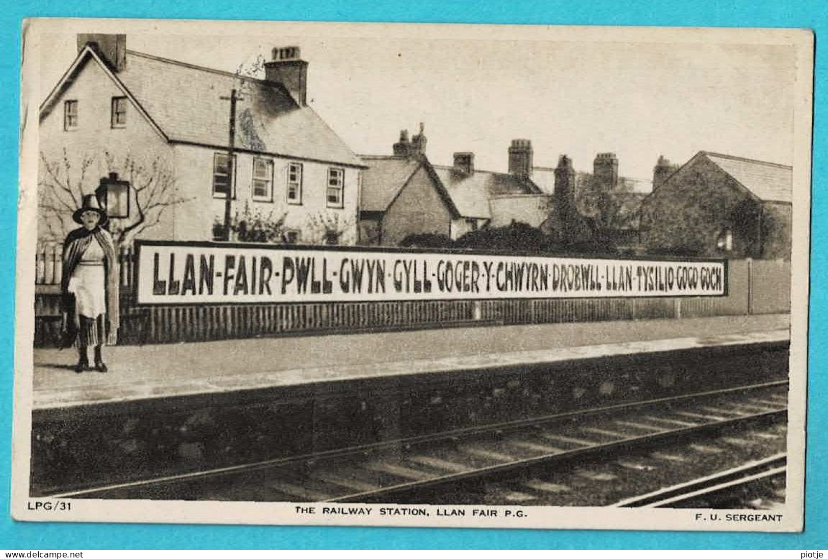 * Llan Fair - Llanfair PG (United Kingdom - Wales) * (F. Frith & Co - LPG/31) The Railway Station, Bahnhof, Animée - Anglesey