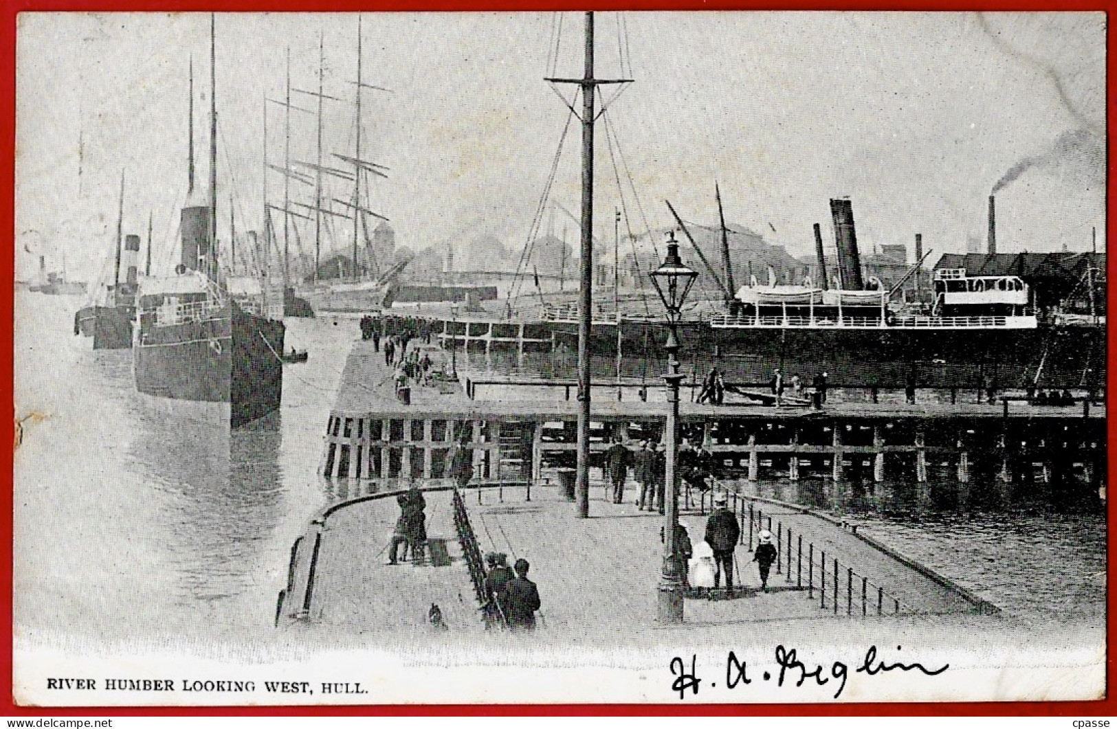 CPA Post Card England, River Humber Looking West, HULL - Hull