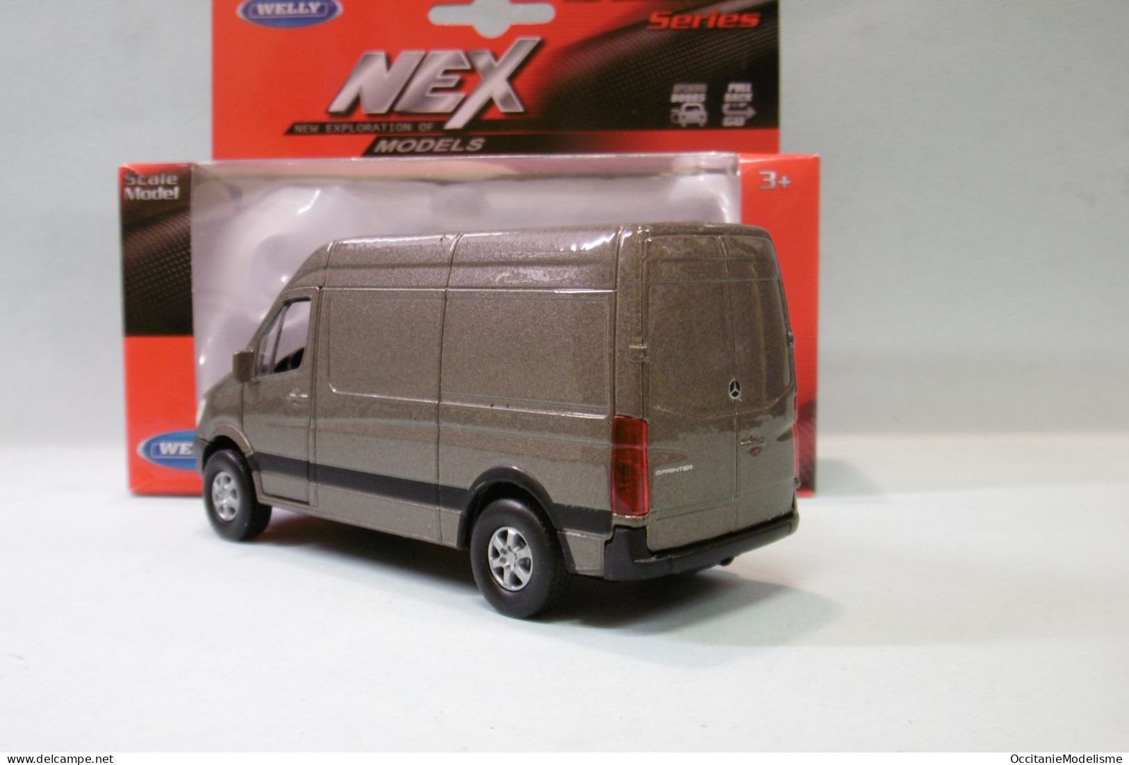 Welly Nex - MERCEDES-BENZ SPRINTER Gris Foncé Métallisé Réf. 43730 BO 1/50 - Welly