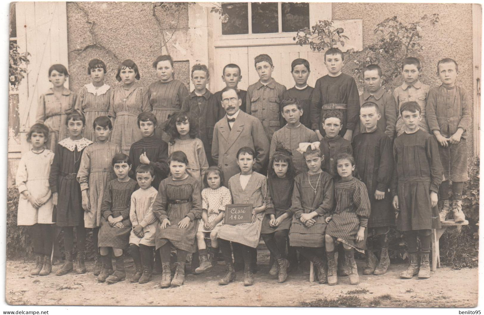 CARTE-PHOTO De CISSE - Classe Scolaire En 1920. - Sonstige & Ohne Zuordnung