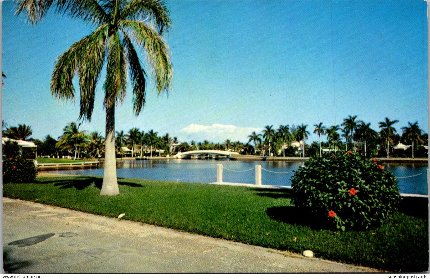Florida Fort Lauderdale Showing Canal And Beautiful Homes - Fort Lauderdale