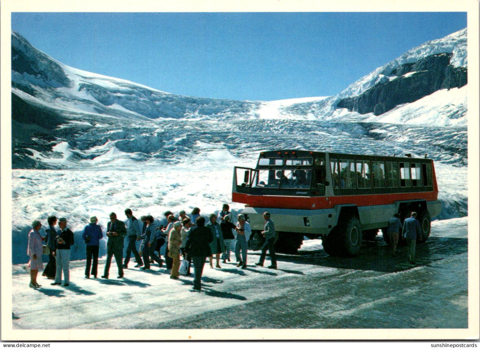 Canada Jasper Colubmia Icefield Delta Snowmobile On Athabasca Glacier - Jasper