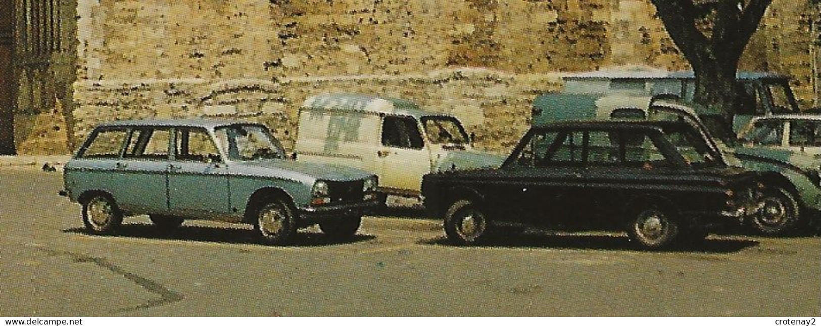 34 MONTAGNAC Sur La RN 113 Eglise St André VOIR ZOOM Renault 4L Camionnette Citroën 2CV DAF Peugeot 304 Break - Montagnac