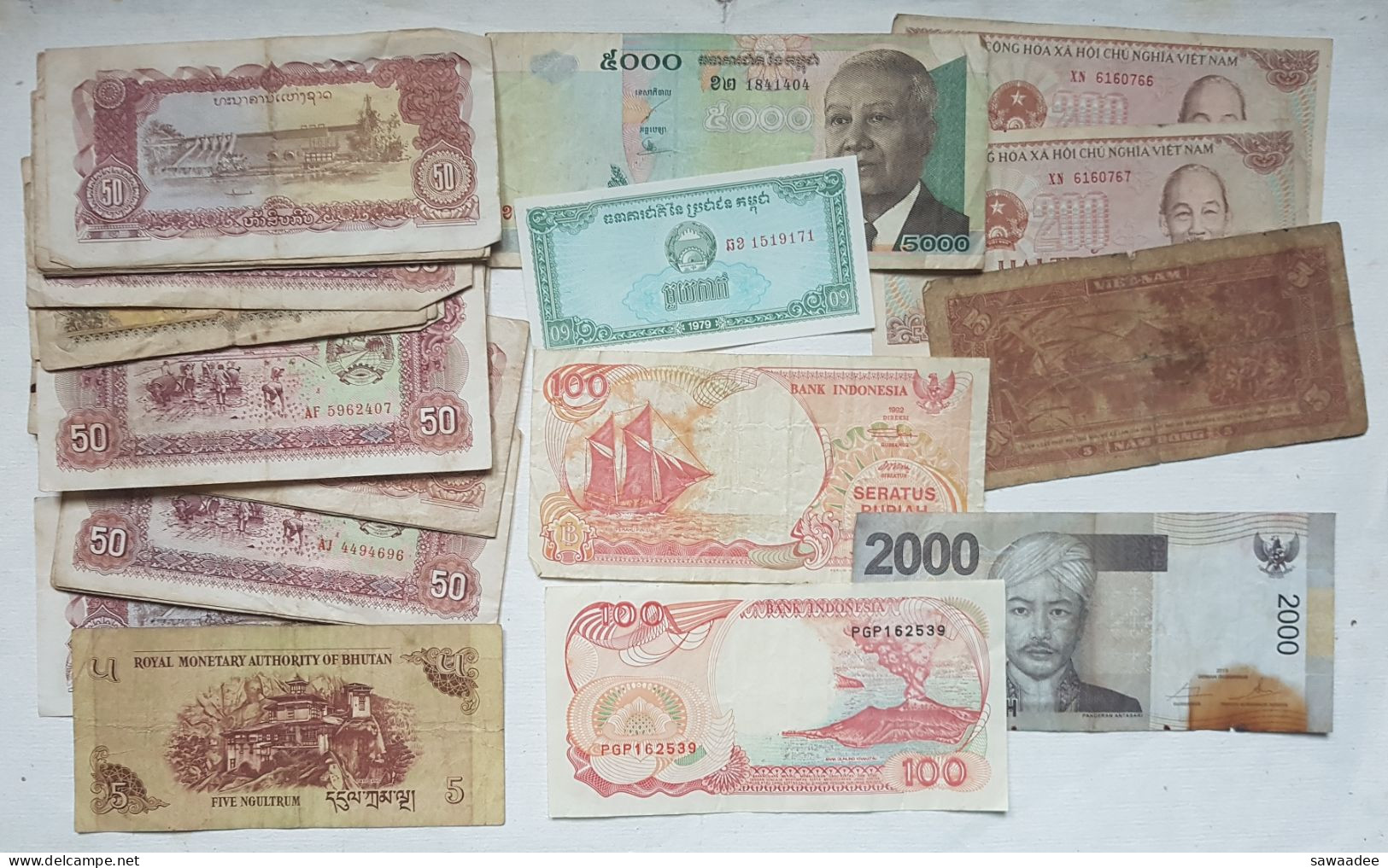 BILLETS ASIE - VRAC LOT DE 48 BILLETS -  LAOS, CHINE, JAPON, BOUTHAN, CAMBODGE, INDONESIE, VIETNAM ETC - A VOIR - Kilowaar - Bankbiljetten