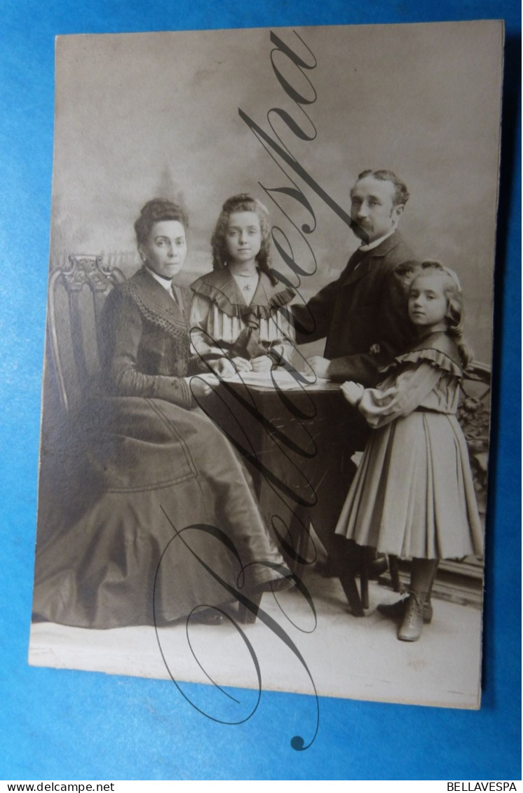 C.D.V. -Photo-Carte De Visite  Studio Atelier Onbekend Burgerij Bourgeoisie - Geïdentificeerde Personen