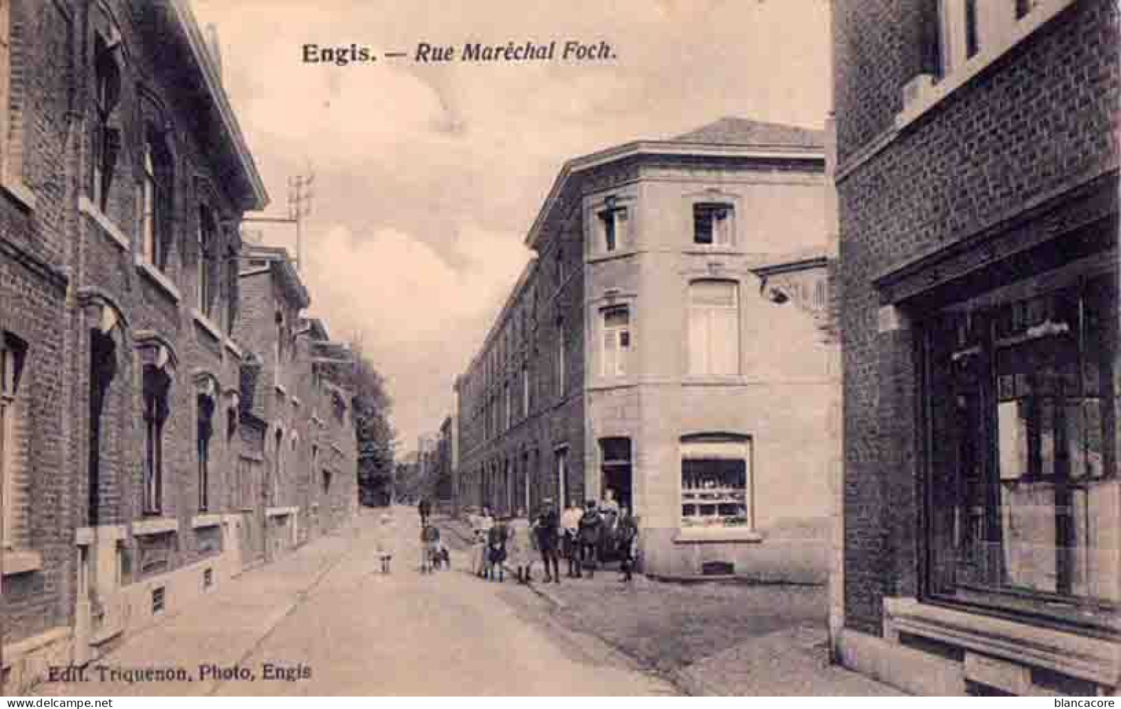 ENGIS  Rue Marechal Foch - Engis