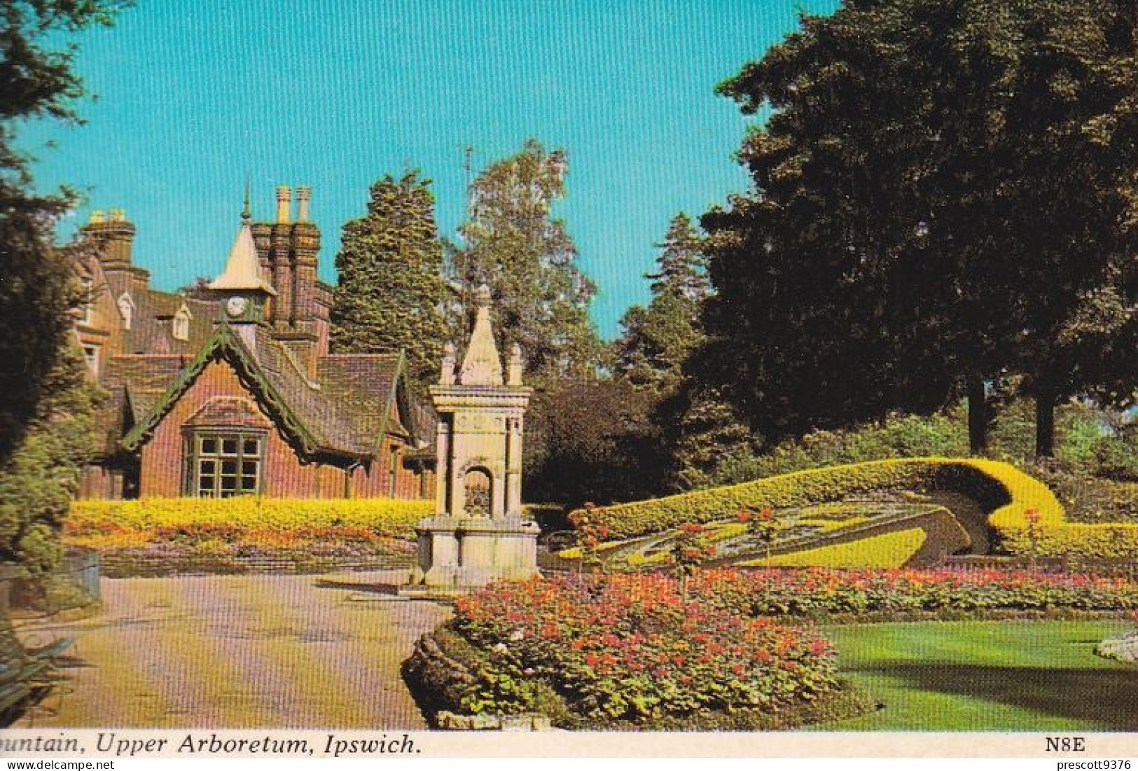 Fountain, Upper Arboetum, Ipswich, Suffolk  - Unused Postcard - UK8 - Ipswich