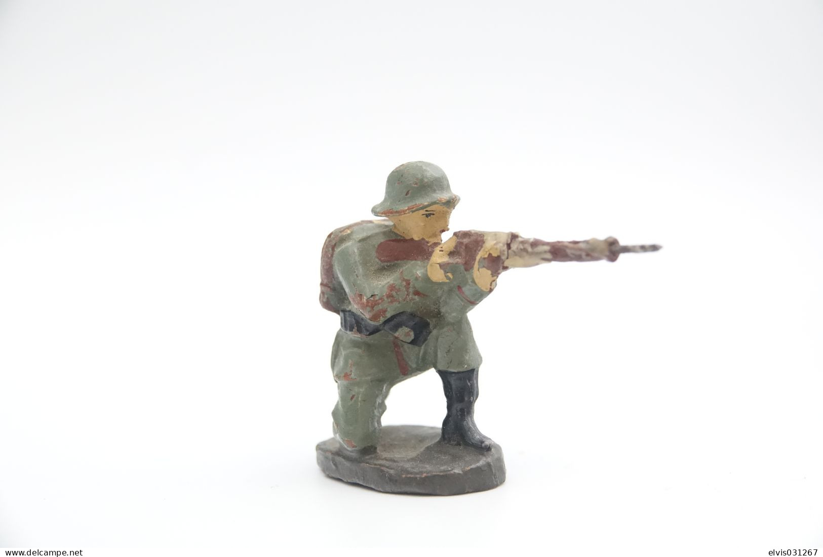 Durolin, German With Rifle, Vintage Toy Soldier, Prewar - 1930's, Like Elastolin, Lineol Hauser - Figurines