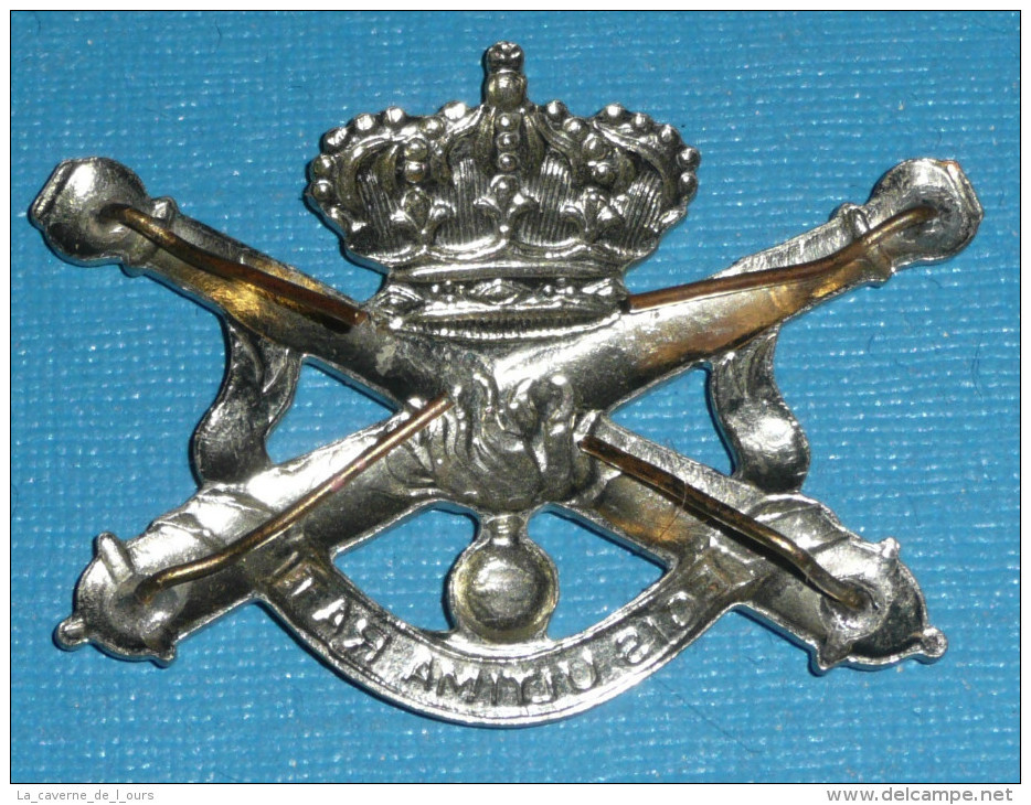 Médaille Insigne Belge Avec Agrafes, Artillerie Belgique Belgium, REGIS ULTIMA RATIO, Dernier Argument Des Rois - Belgium