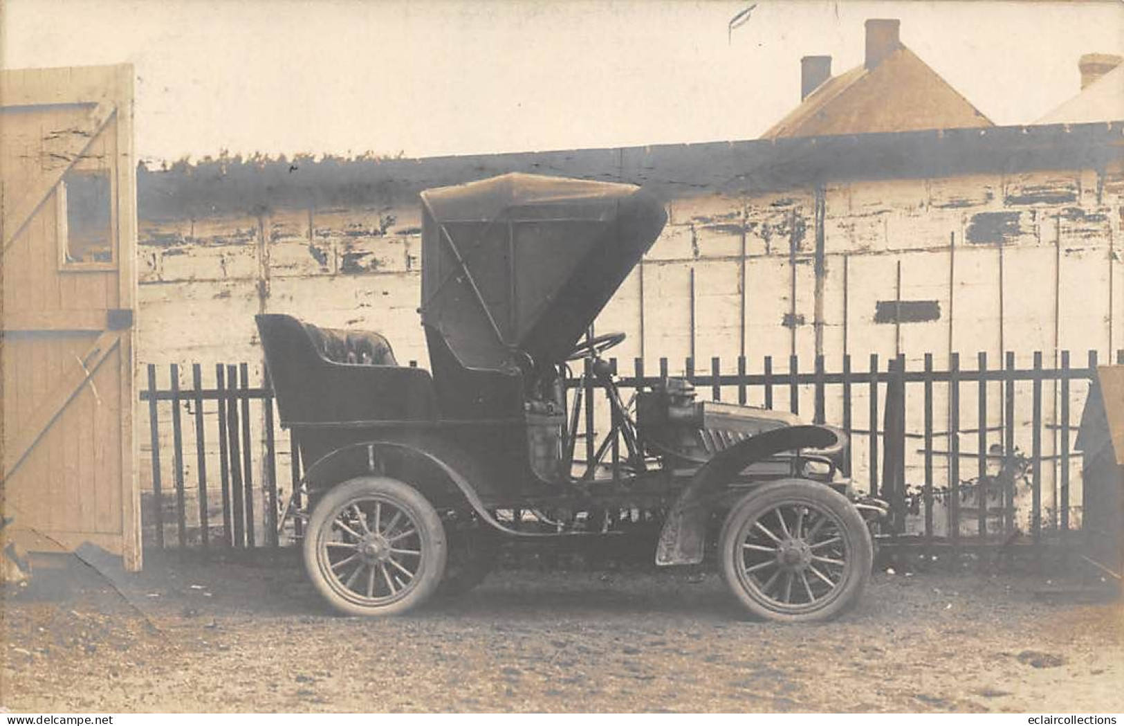 Thème  Automobile.  Carte Photo . Belle Voiture Ancienne   Marque Renault  Ou   ??    (voir Scan) - Turismo