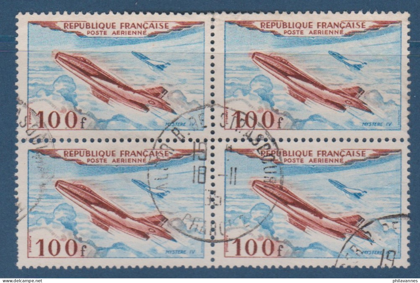 Avion Mystere IV, Bloc De 4, N° PA 30 , Petite Variété, Avion Dédoublé ( V2307B/11.3) - Usados