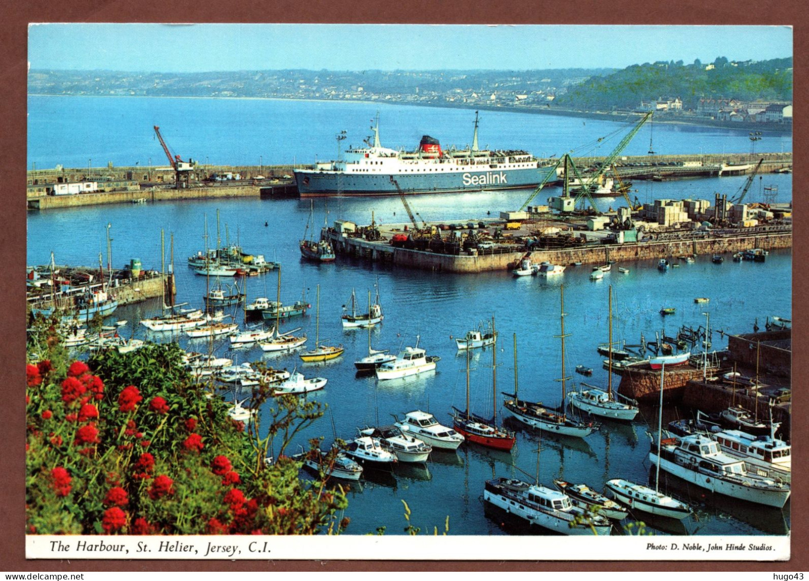 (RECTO / VERSO) JERSEY - ST. HELIER - BATEAUX ET FEERY SEALINK - CPSM GF - St. Helier