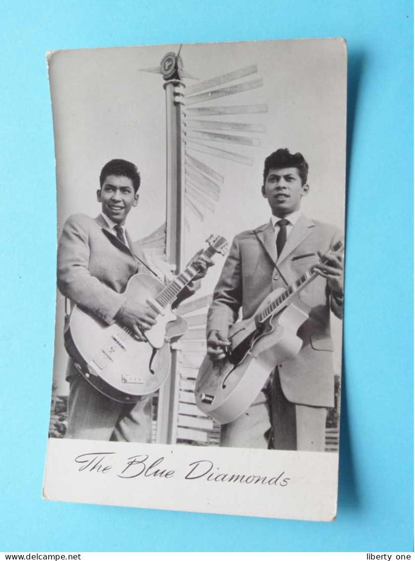 The BLUE DIAMONDS ( Uitgave TAKKEN / AX 4568 ) Anno 19?? ( Zie SCANS ) ! - Cantantes Y Músicos