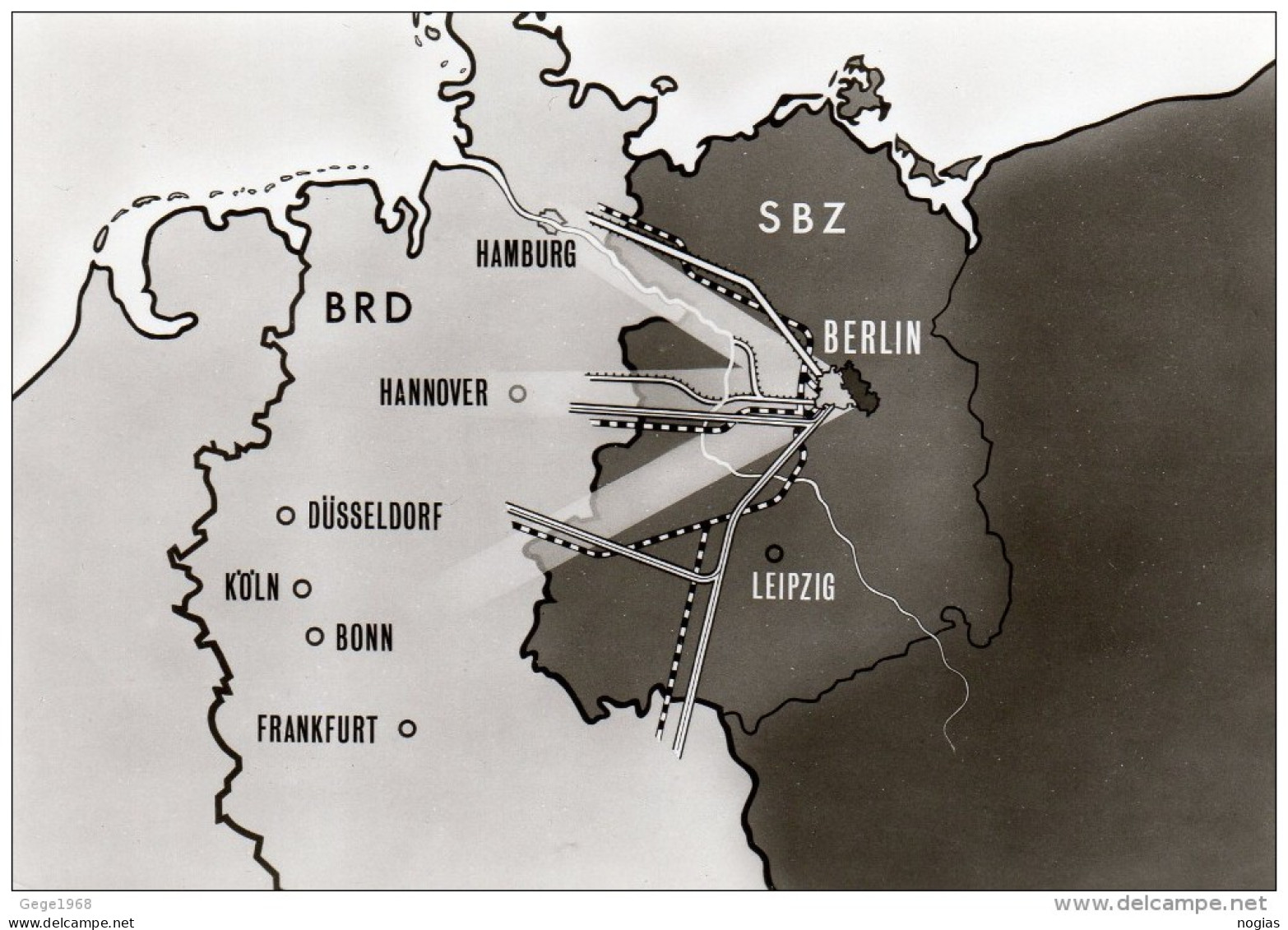 BERLIN LES VOIES RELIANT BERLIN AVEC L'ALLEMAGNE - Muro Di Berlino