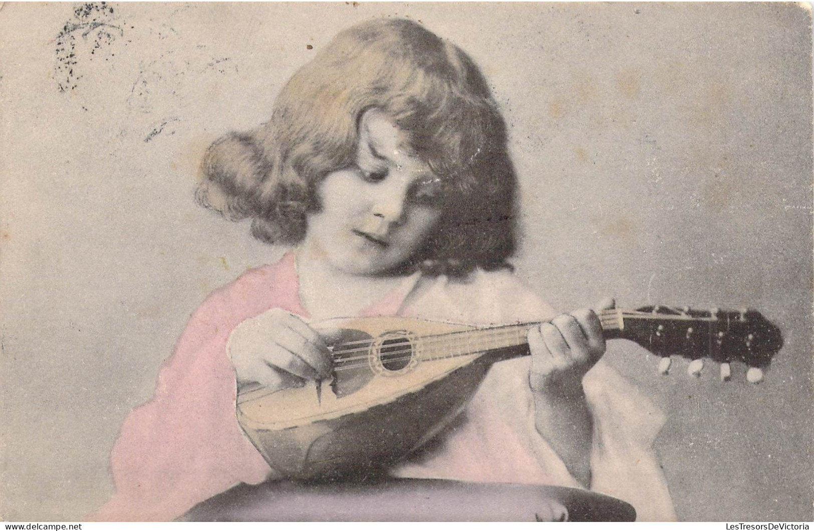 ENFANTS - SCENE & PAYSAGE - Jeune Fille Joue De La Cithare - Carte Postale Ancienne - Taferelen En Landschappen