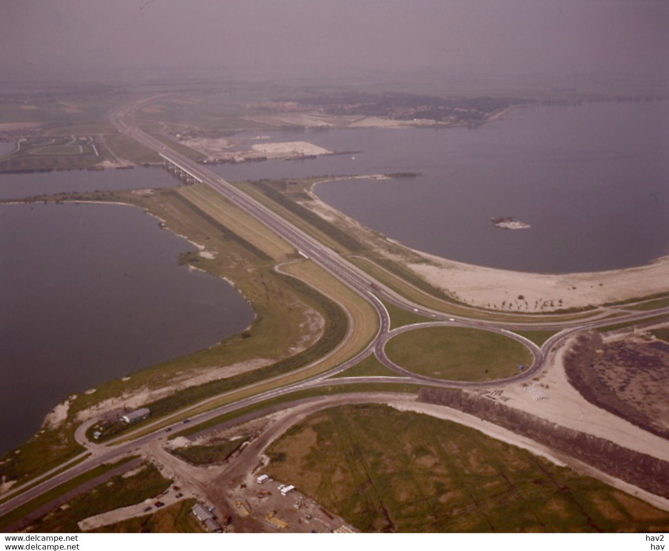 Naarden - Flevoland Brug, Luchtfoto LF223 - Naarden