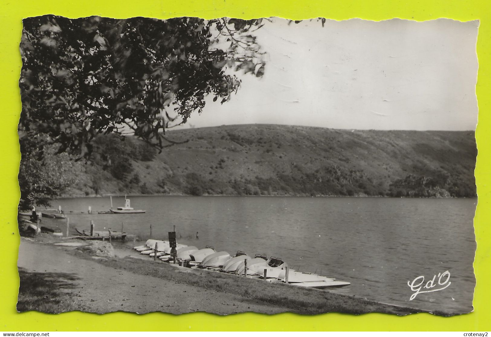 63 Lac Ou Gour De TAZENAT Charbonnières-les-Vieilles Vers Manzat Sports Nautiques Embarcadère Des Pédalos En 1961 - Manzat