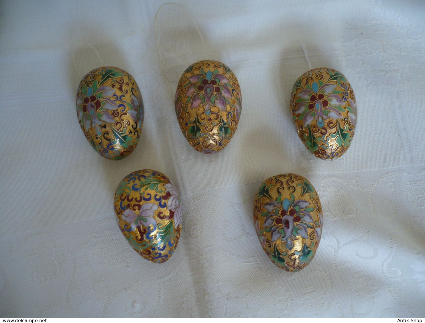 5 Cloisonne Eier Aus Messing Mit Farbigen Emaile Verzierungen Zum Aufhängen (1122) - Eieren