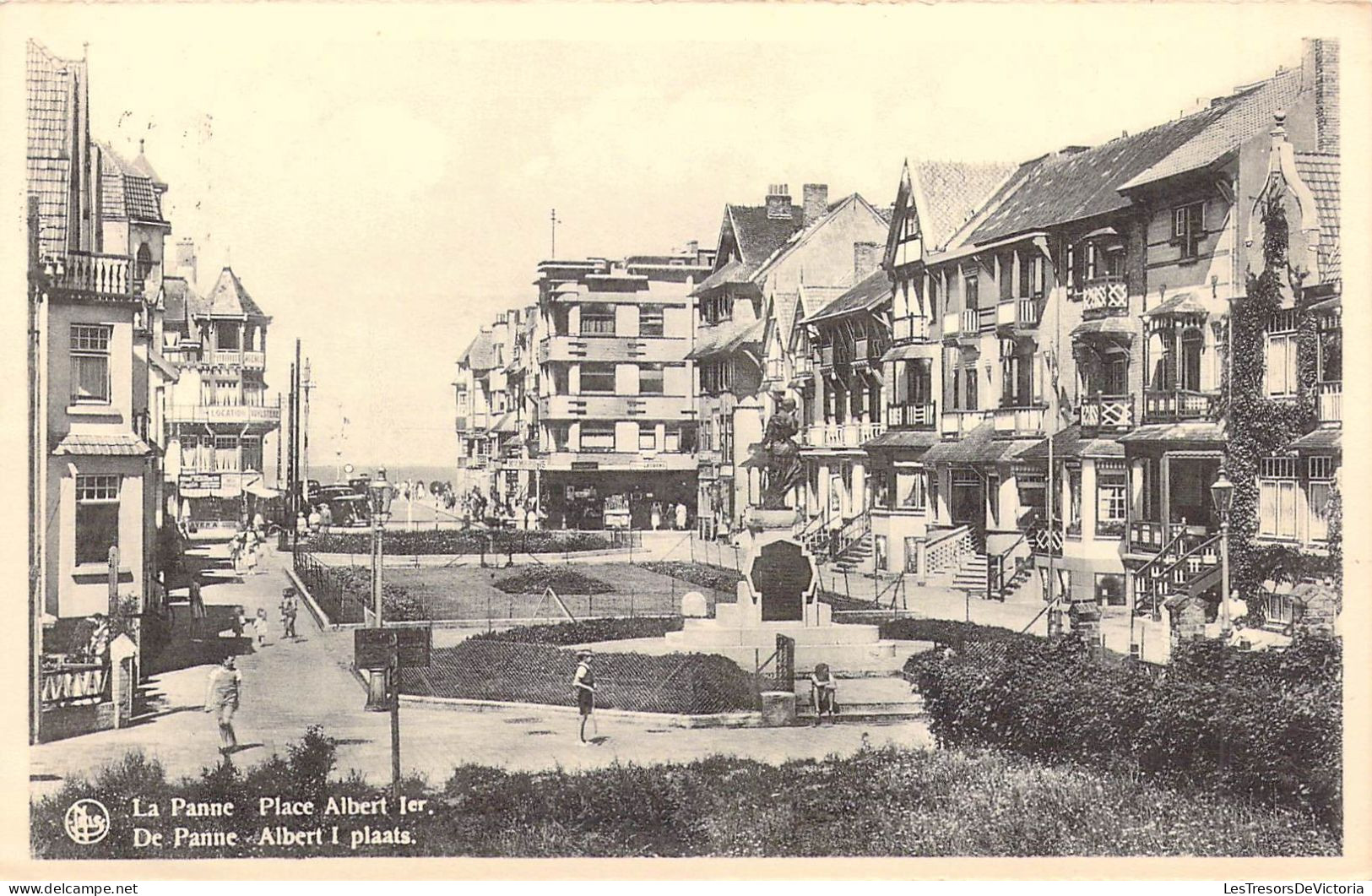 BELGIQUE - LA PANNE - Place Albert 1er - Carte Postale Ancienne - Otros & Sin Clasificación