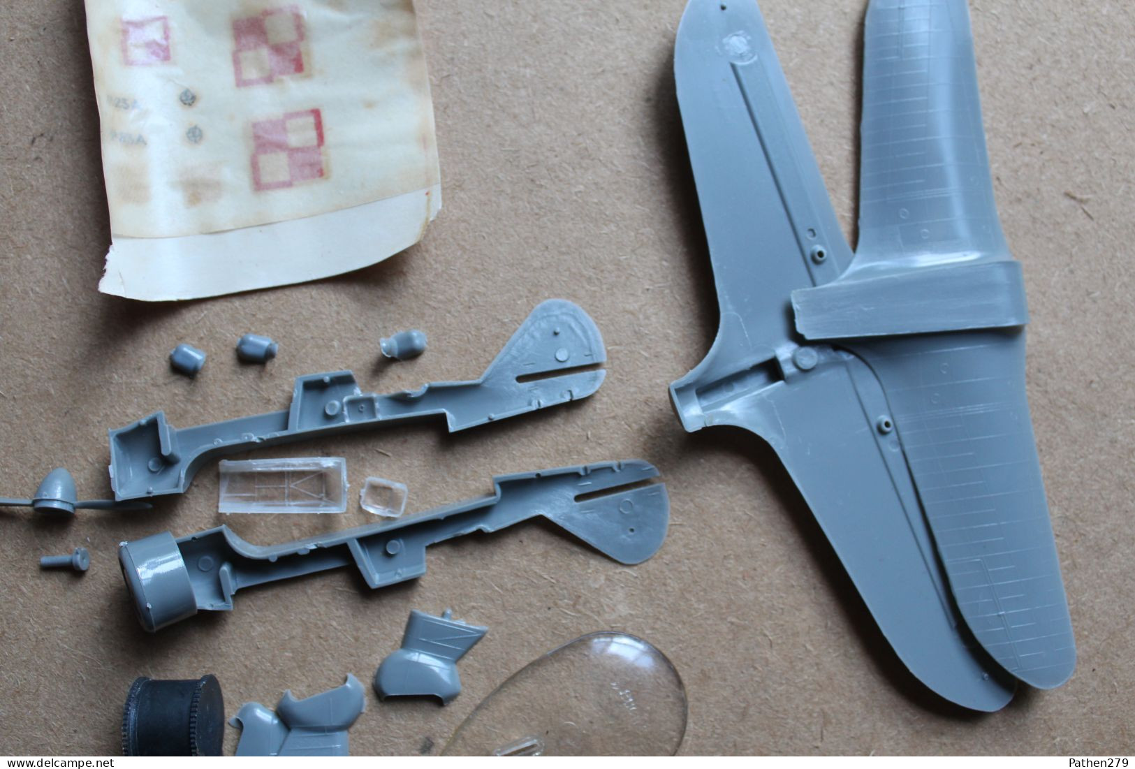 Maquette Avion PZL-23A - 1/72 - Fabrication Polonaise Complet - Vliegtuigen