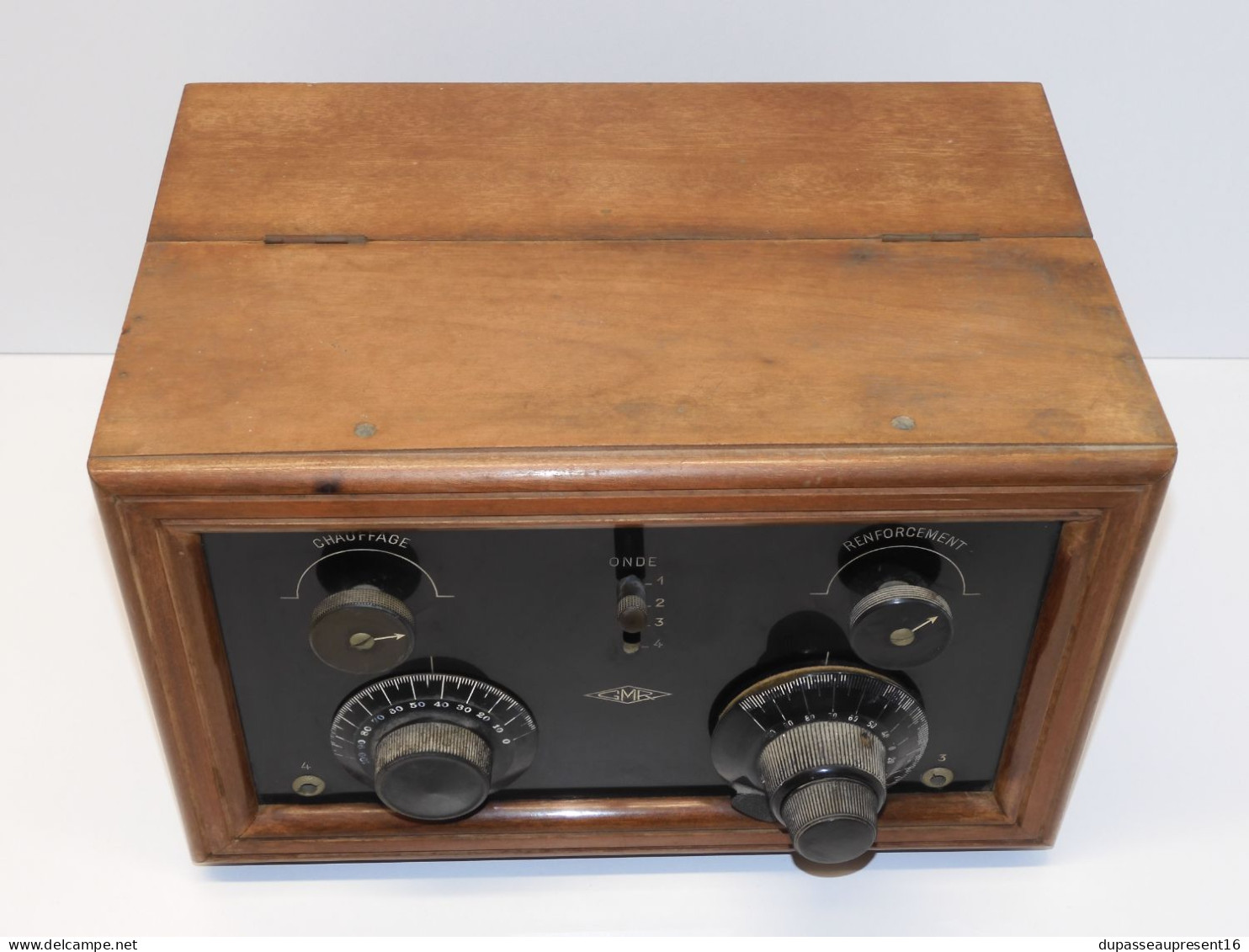 - ANCIEN POSTE RADIO TSF marque GMR Caisse BOIS POSTE à LAMPES Bout. BAKELITE  E