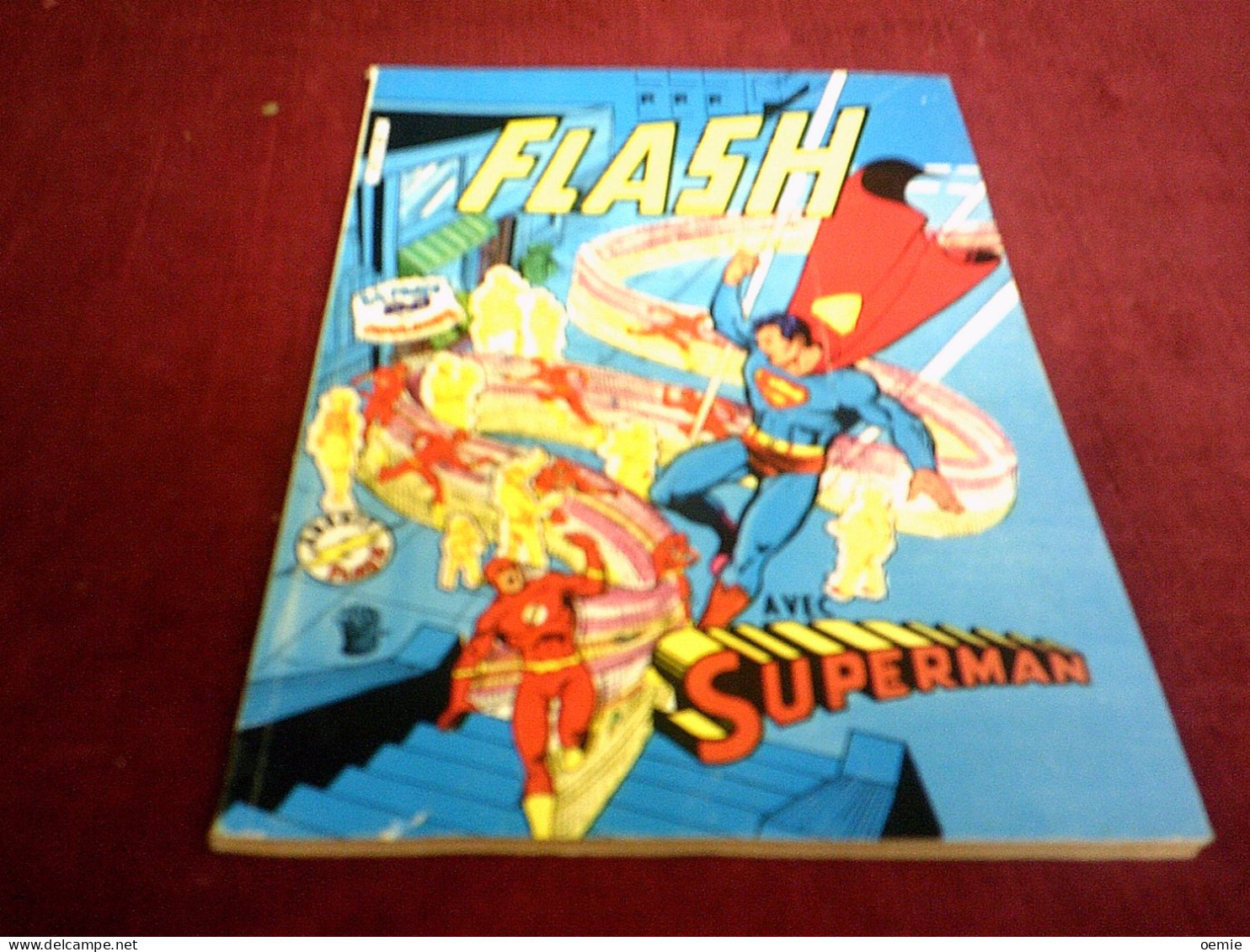 FLASH  AVEC SUPERMAN  N° 9 - Flash