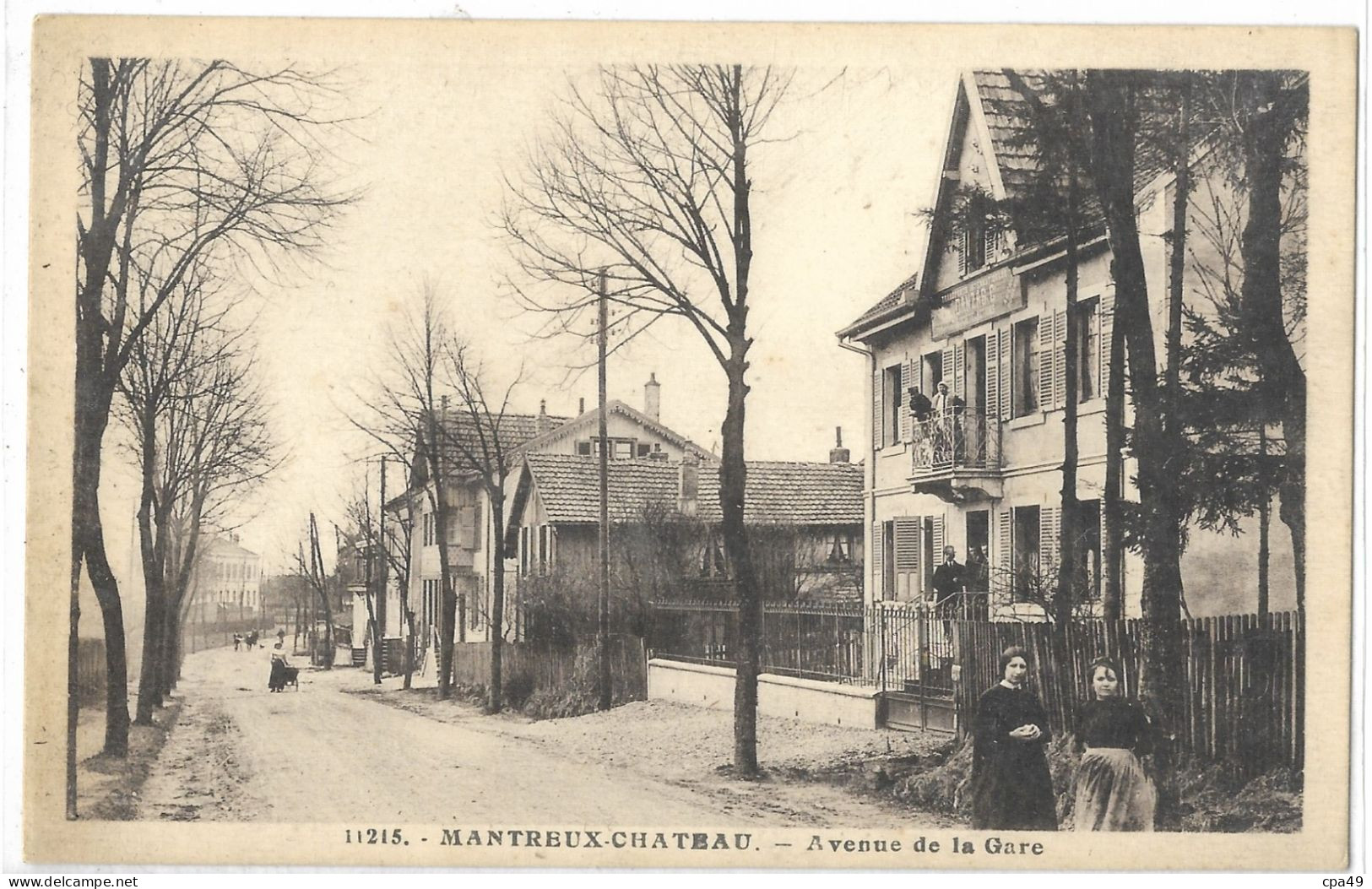 90    MANTREUX - CHATEAU  AVENUE  DE  LA  GARE - Sonstige & Ohne Zuordnung