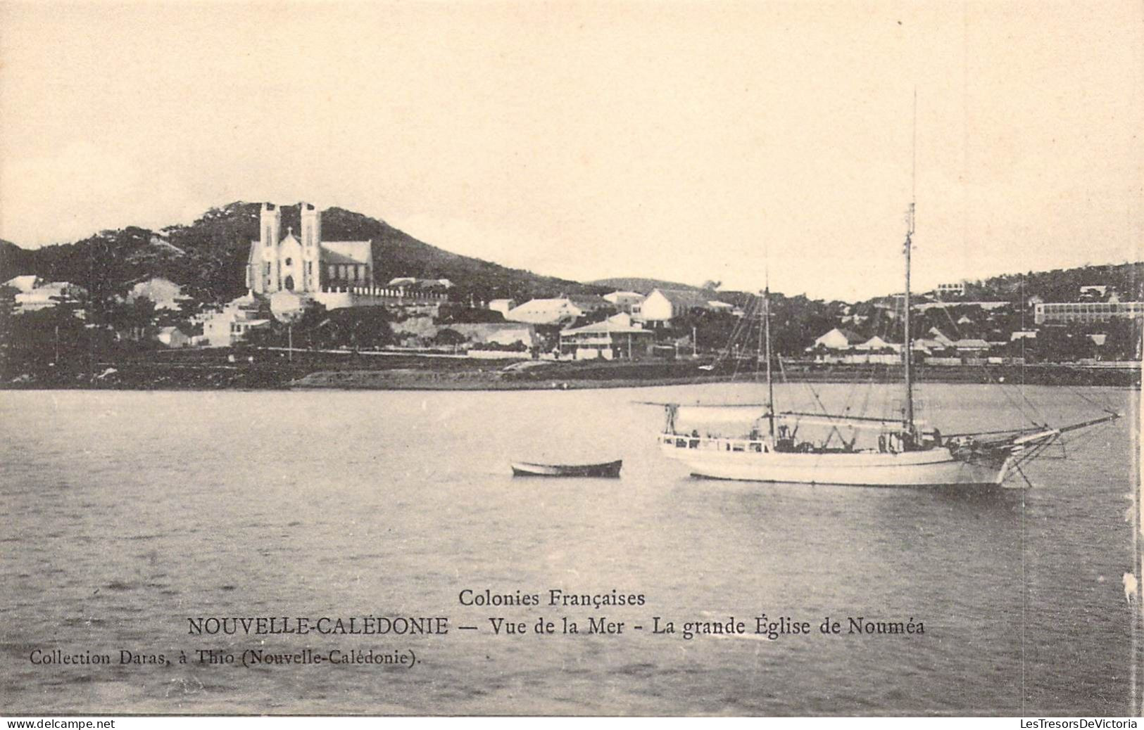 FRANCE - NOUVELLE CALEDONIE - Vue De La Mer - La Grande Eglise De Nouméa - Carte Postale Ancienne - Nouvelle Calédonie