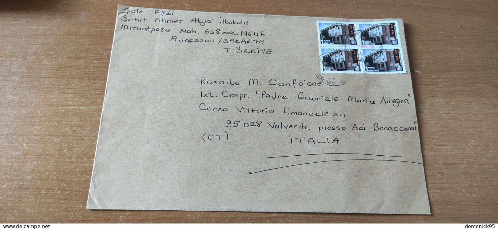 2018 - Letter To Italy - Covers & Documents