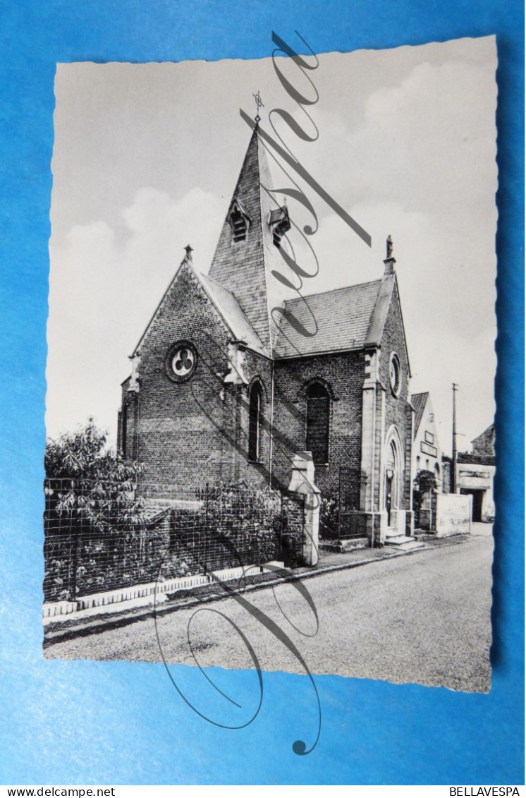 Chièvres  Chapelle Notre-Dame De La Fontaine - Chievres