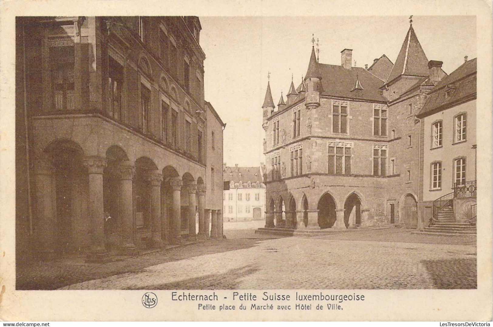 LUXEMBOURG - Echternach - Petite Suisse Luxembourgeoise - Petite Place Du Marché Avec Hôtel.. - Carte Postale Ancienne - Echternach