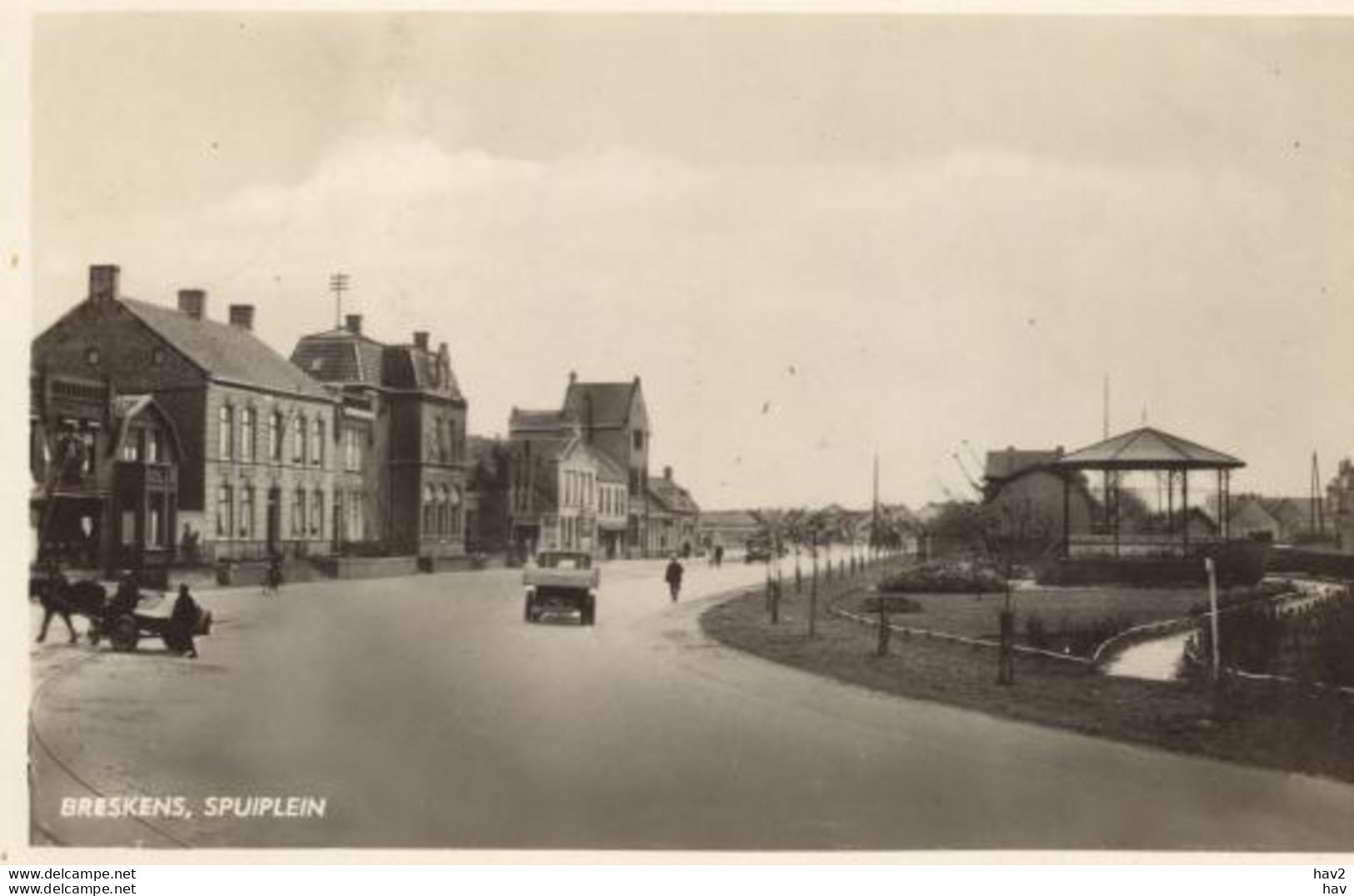 Breskens Spuiplein Muziektent 3768 - Breskens