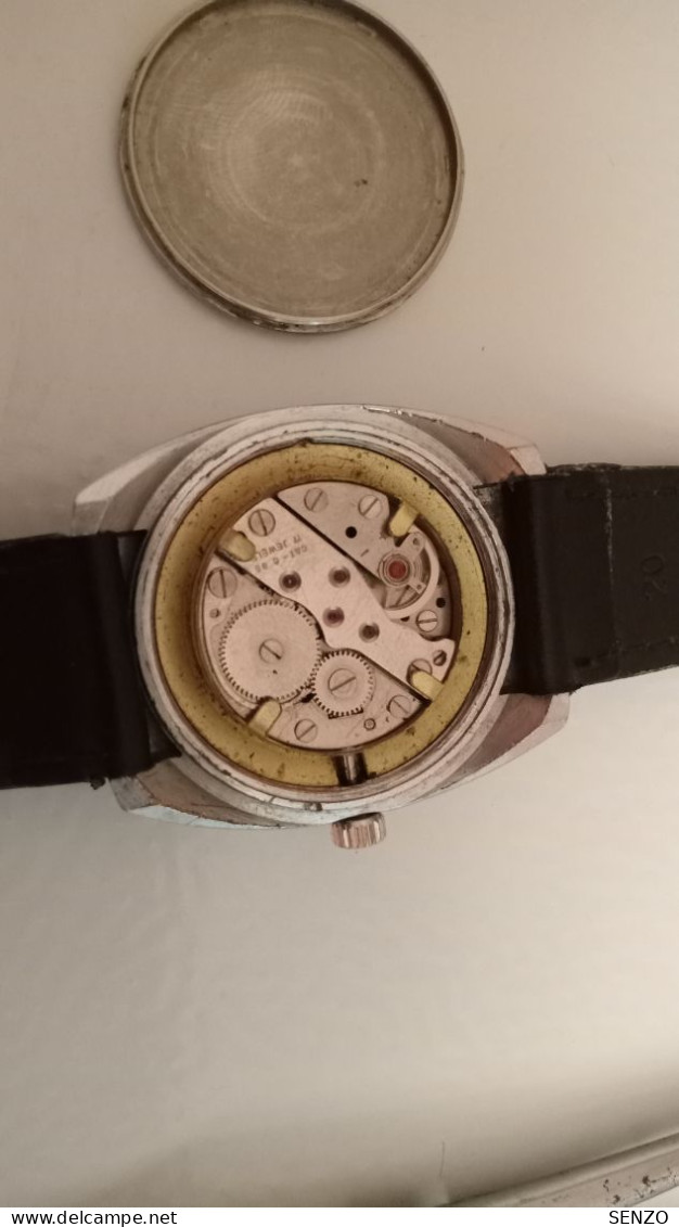 MONTRE MORTIMA MAYERLING MECANIQUE EN MARCHE