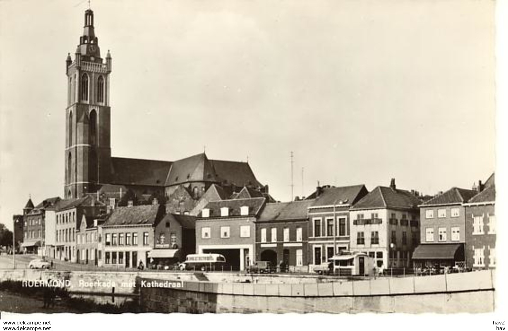 Roermond Roerkade Met Kathedraal 2245 - Roermond