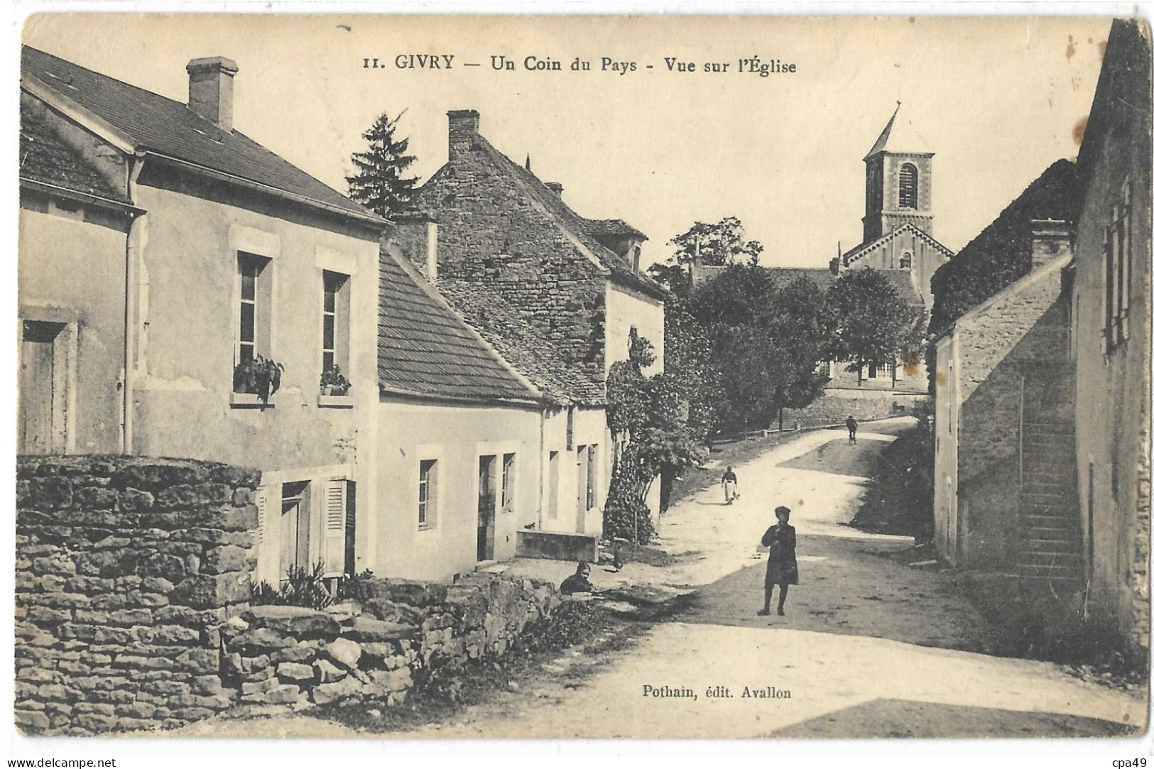 89      GIVRY  UN  COIN  DU  PAYS  VUE  SUR  L' EGLISE - Autres & Non Classés