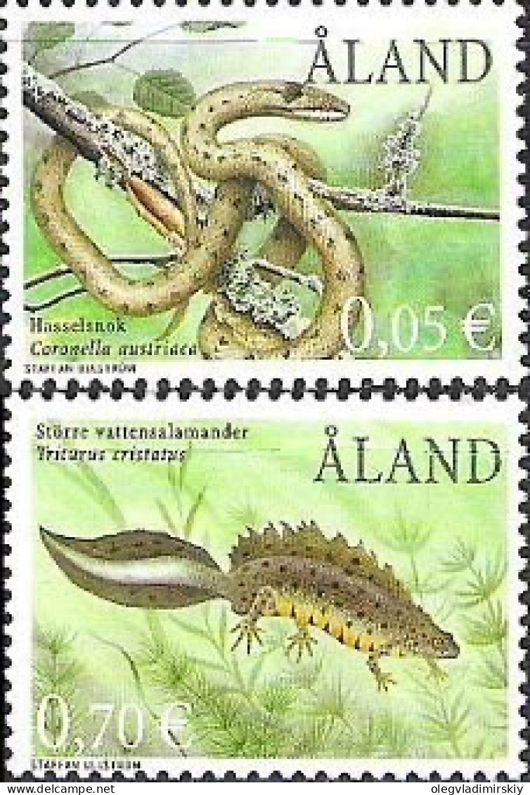 Aland Islands Åland Finland 2001 Snake And Newt Set Of 2 Stamps Mint - Serpents