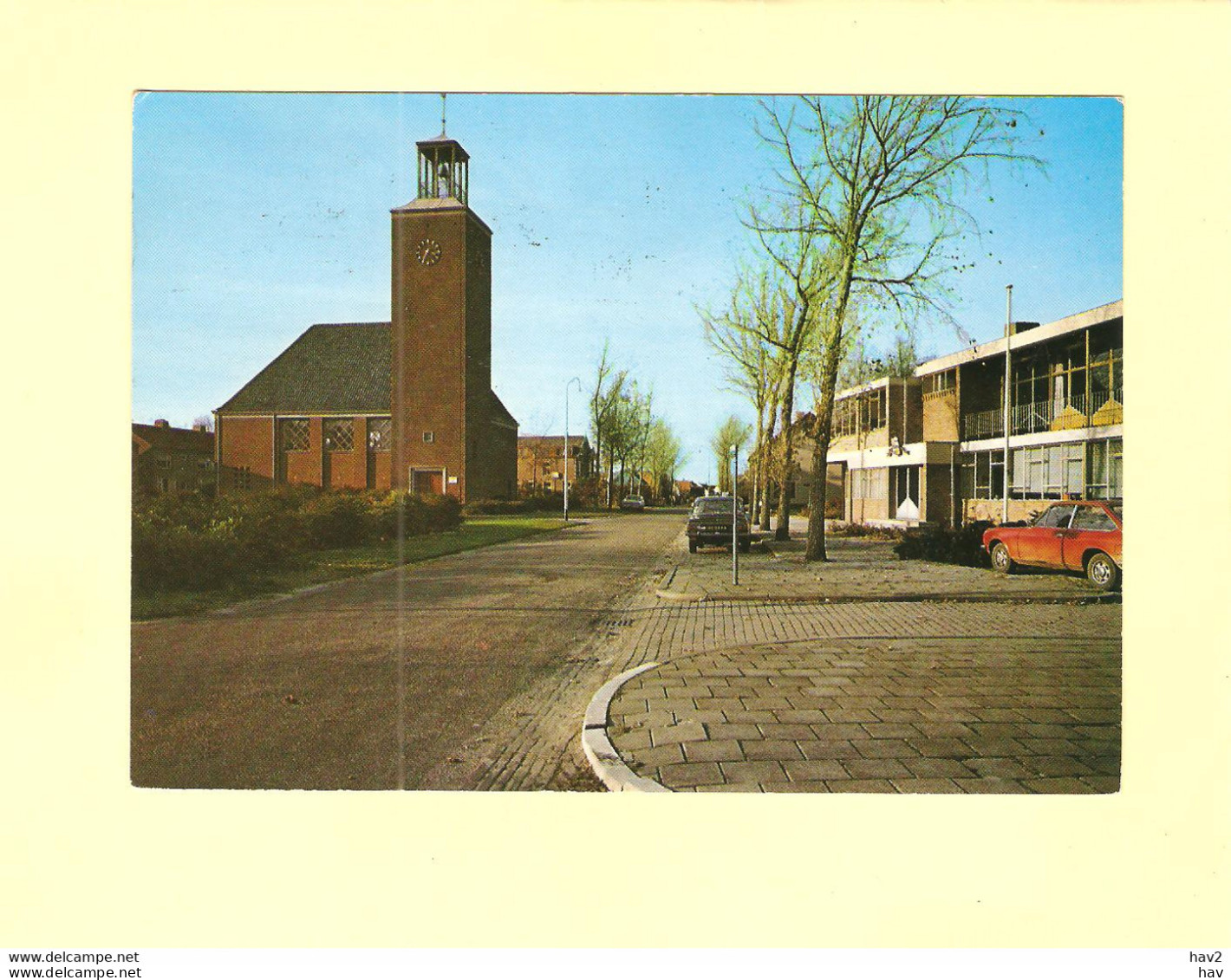 Scharendijke N.H. Kerk En Gemeentehuis RY40143 - Scharendijke