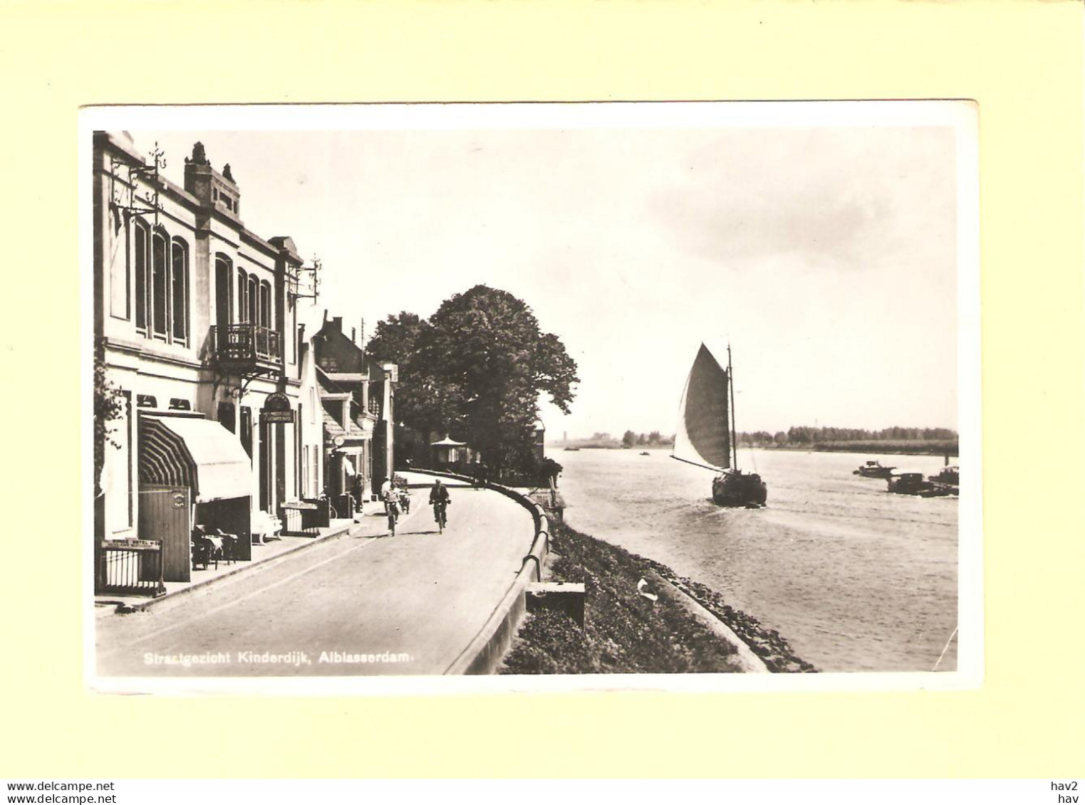 Kinderdijk Alblasserdam Straat En Rivier RY37468 - Kinderdijk