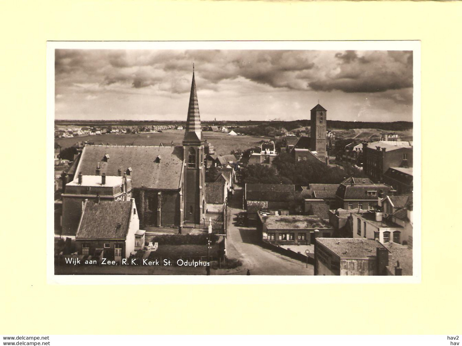 Wijk Aan Zee Gezicht Op RK Kerk RY38095 - Wijk Aan Zee