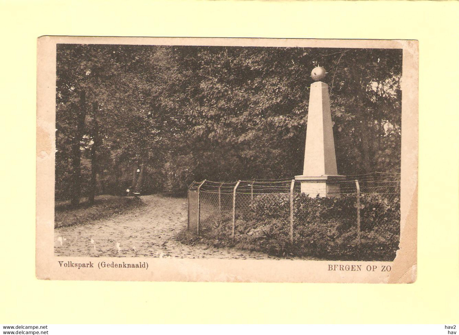 Bergen Op Zoom Gedenknaald In Park 1918 RY38412 - Bergen Op Zoom