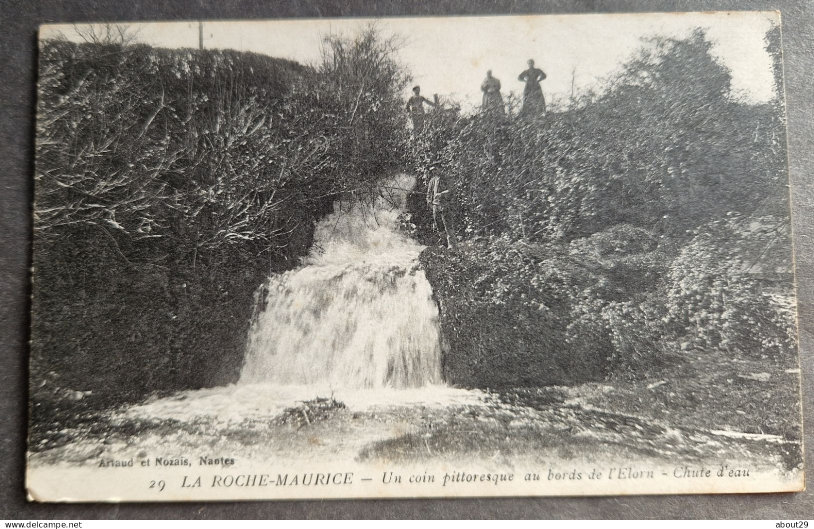 CPA 29 LA ROCHE MAURICE - Un Coin Pittoresque Au Bords De L'Elorn - Chute D'eau - Edit Artaud 29 - Réf R 202 - La Roche-Maurice