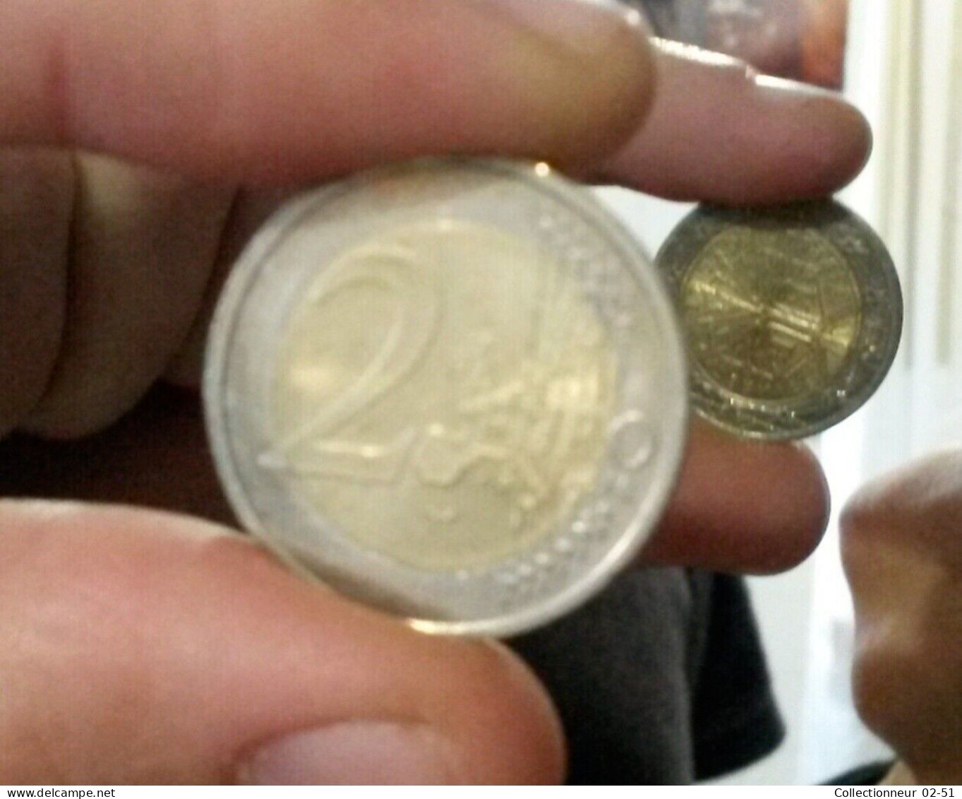 Pièce De 2 Euros 1999 Désaxée - RARE - - Varietà E Curiosità