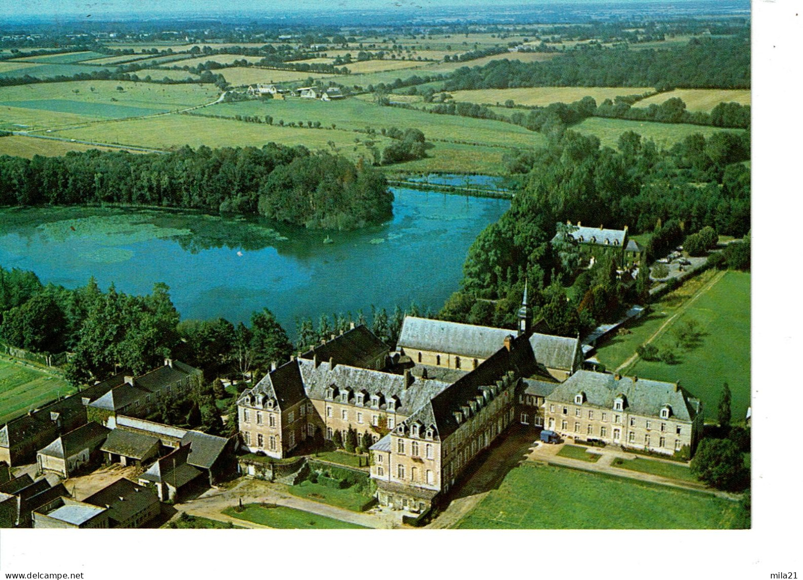 MOISIDON-la-RIVIERE  Abbaye Cistercienne De Melleray   Vue Aerienne - Moisdon La Riviere