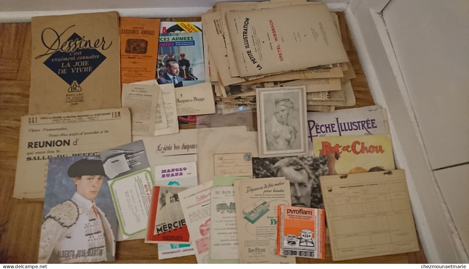 LOT DE JOURNAUX FRANCE ET ETRANGER MAGAZINE PUBLICITE DOCUMENTS DIVERSES - Non Classificati