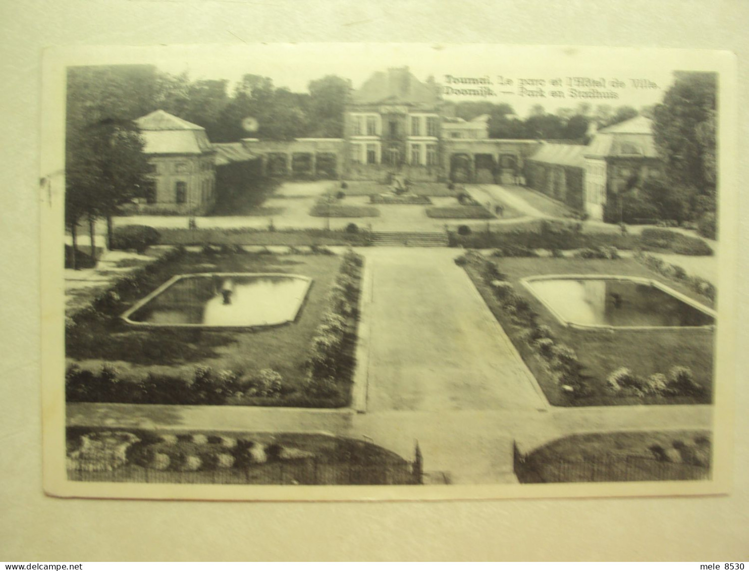 49463 - TOURNAI - LE PARC ET L'HOTEL DE VILLE - ZIE 2 FOTO'S - Doornik