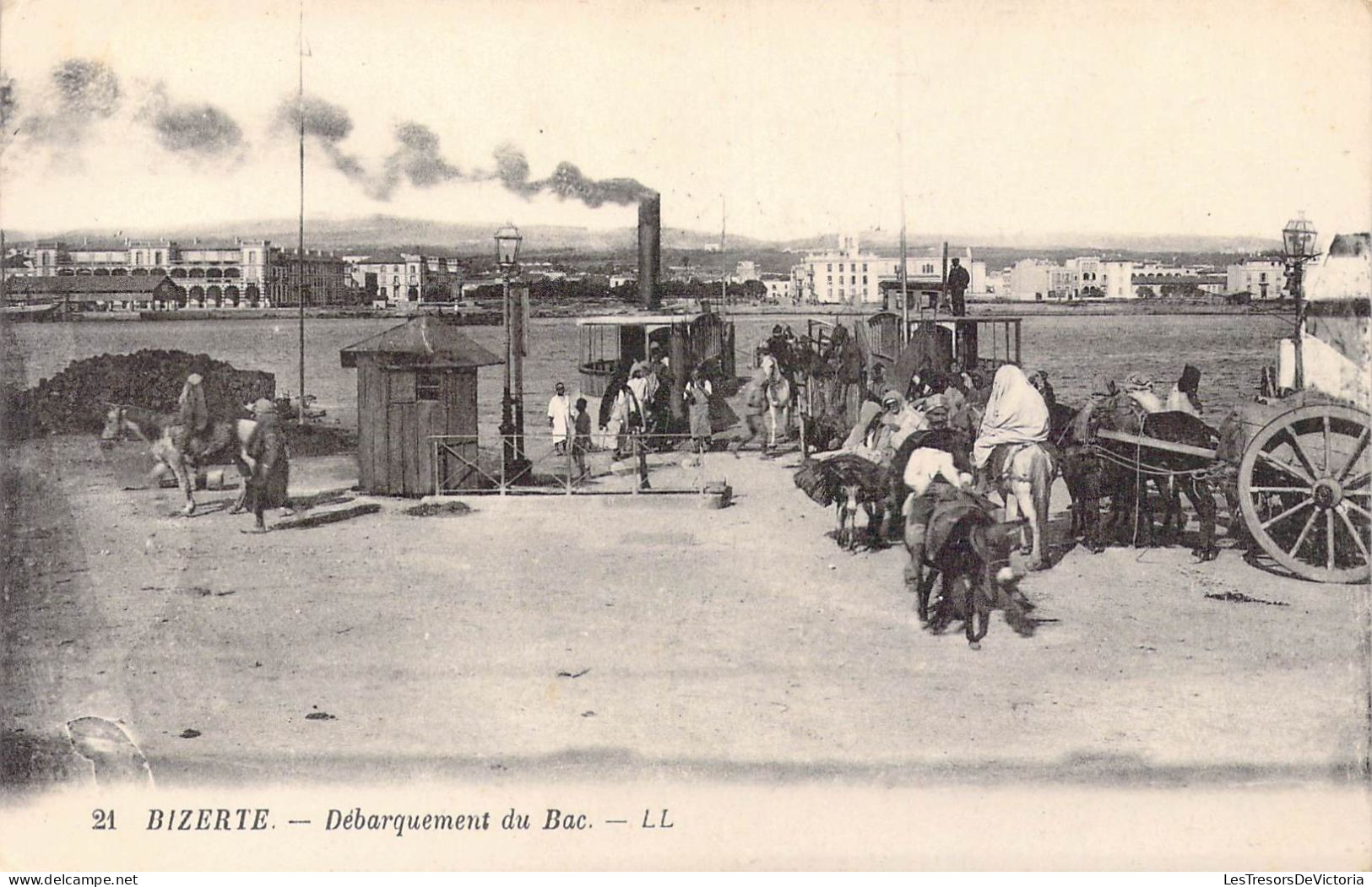 TUNISIE - Bizerte - Débarquement Du Bac - Carte Postale Ancienne - Túnez