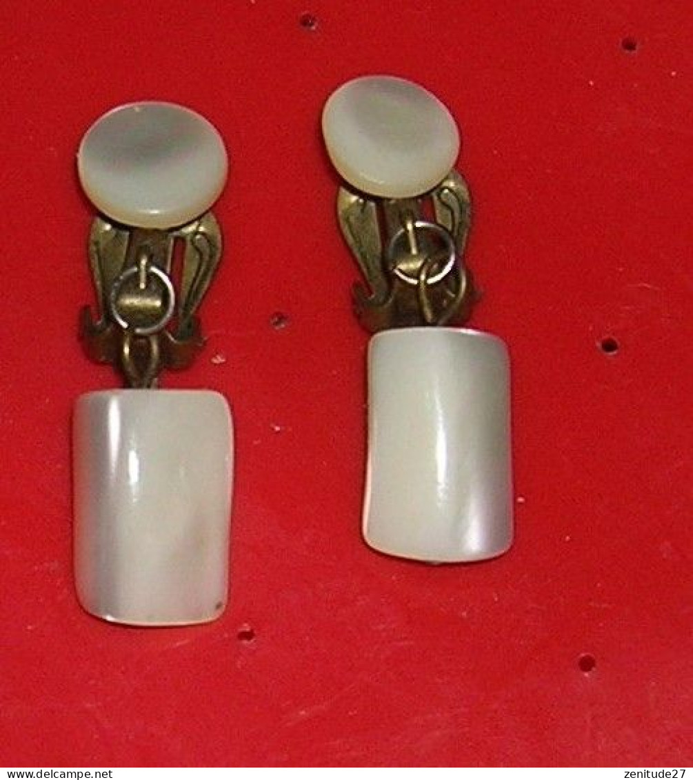 Ancien Paire De Boucles D'Oreilles En Nacre Véritable - Début Du XXème Siècle - Earrings