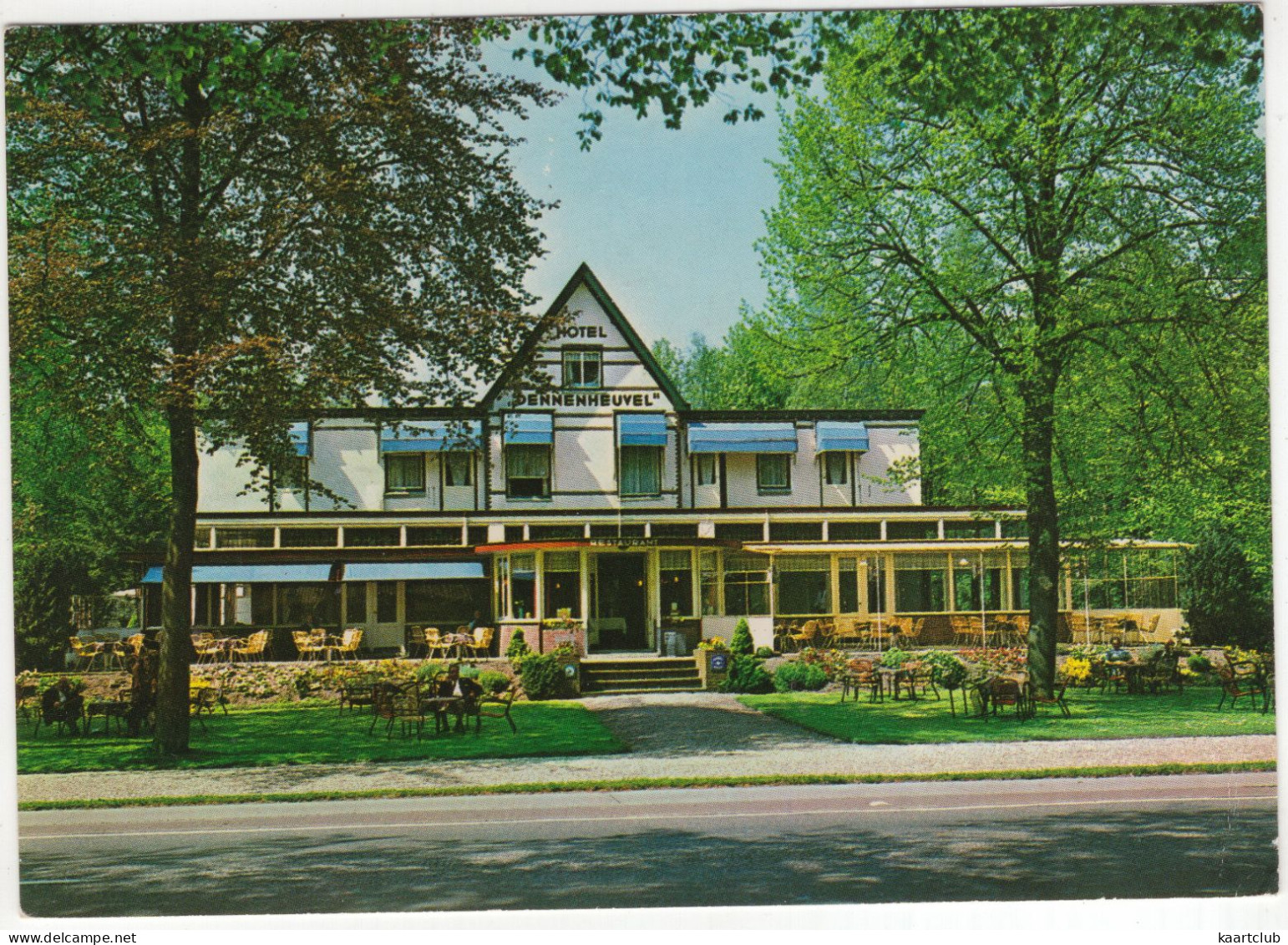 Epe - Hotel-Restaurant 'Dennenheuvel', Heerderweg 27 - (Gelderland, Nederland/Holland) - 1977 - Epe